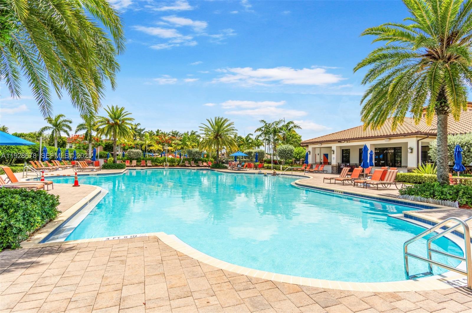 BAYWINDS OF ABACO - Residential