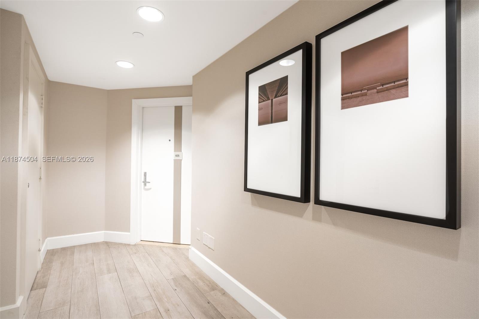 SOUTH TOWER AT THE POINT - Residential