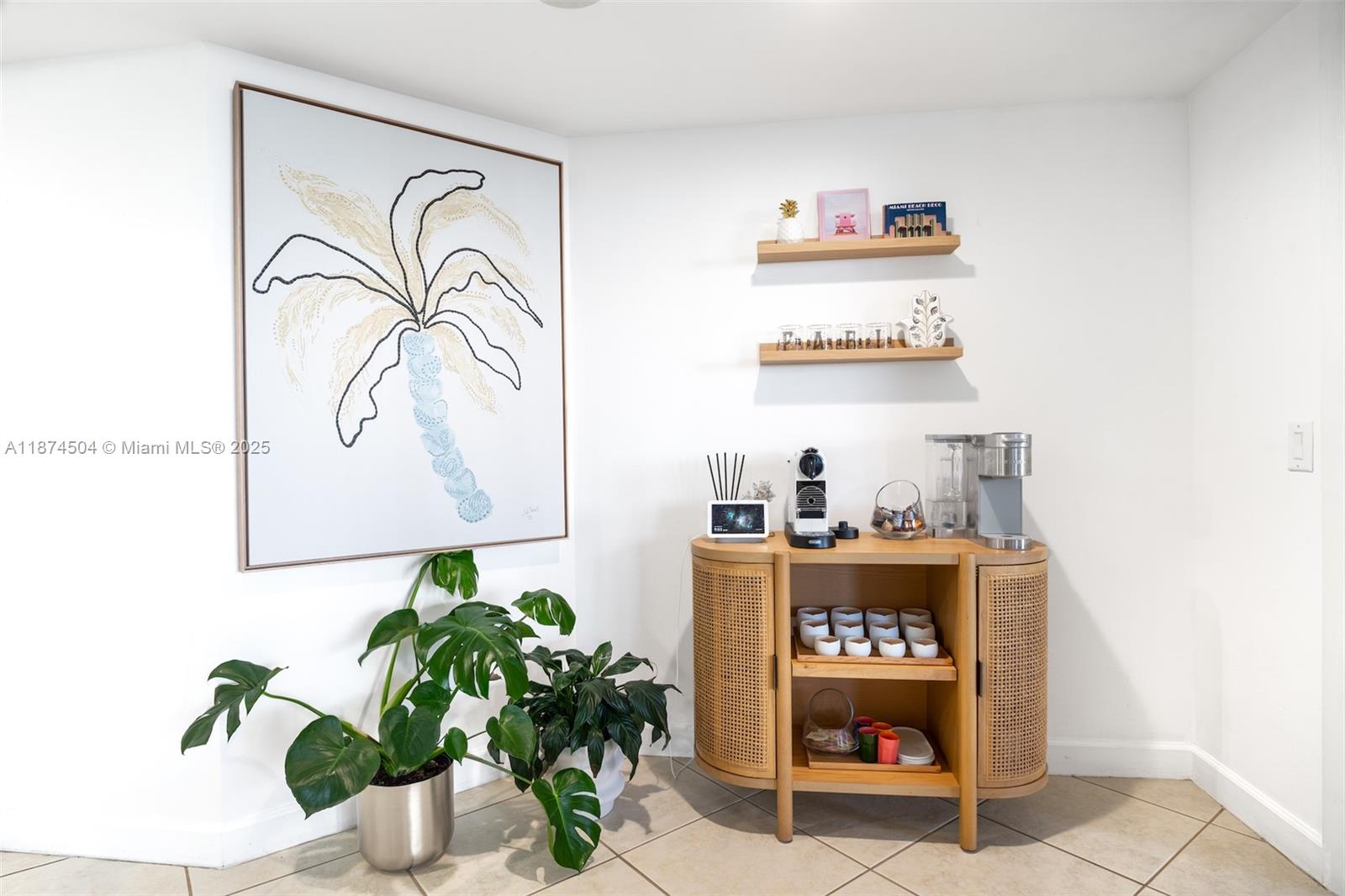 SOUTH TOWER AT THE POINT - Residential