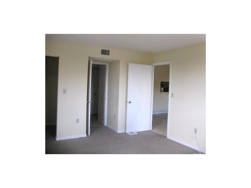 WATERVIEW CONDO - Residential Lease