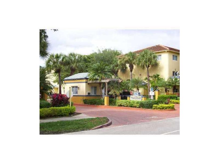 Clean 1 bedroom 1 bath in Waterview. Top floor unit with tile floor in living dining area and carpet in the bedroom. Completely remodeled bathroom. Corner unit with lots of natural light. Freshly painted. Gated community.  Section 8 welcome.