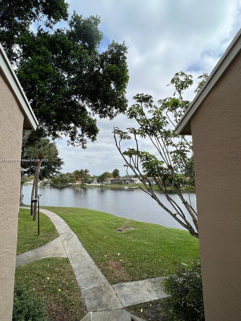 1851 NW 96th Ter 6D