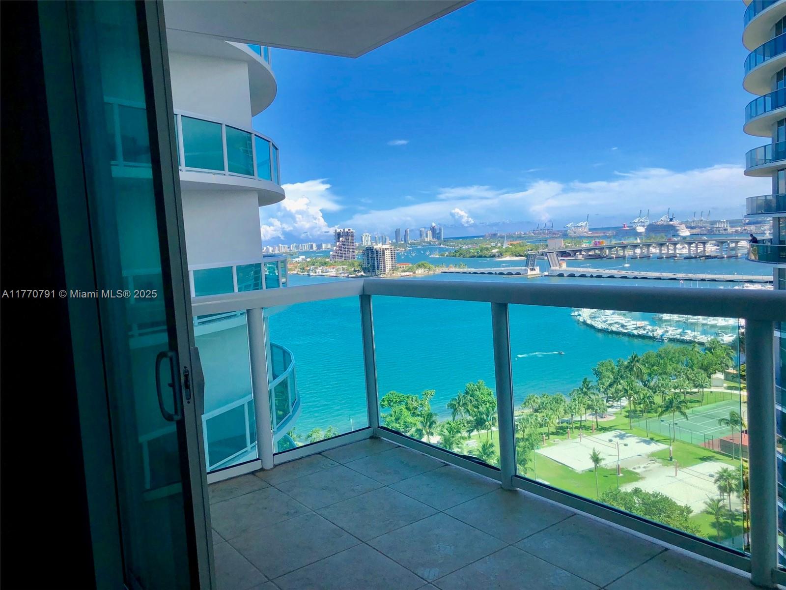 1800 CLUB CONDO - Residential Lease