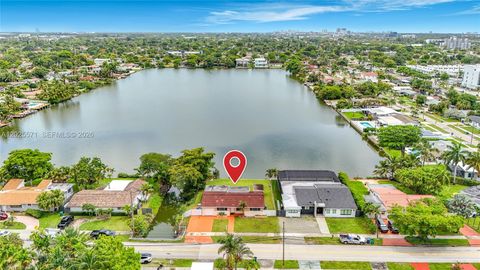 Tiny photo for 2501 NE 209th Ter, Miami, FL 33180 (MLS # A12025571)