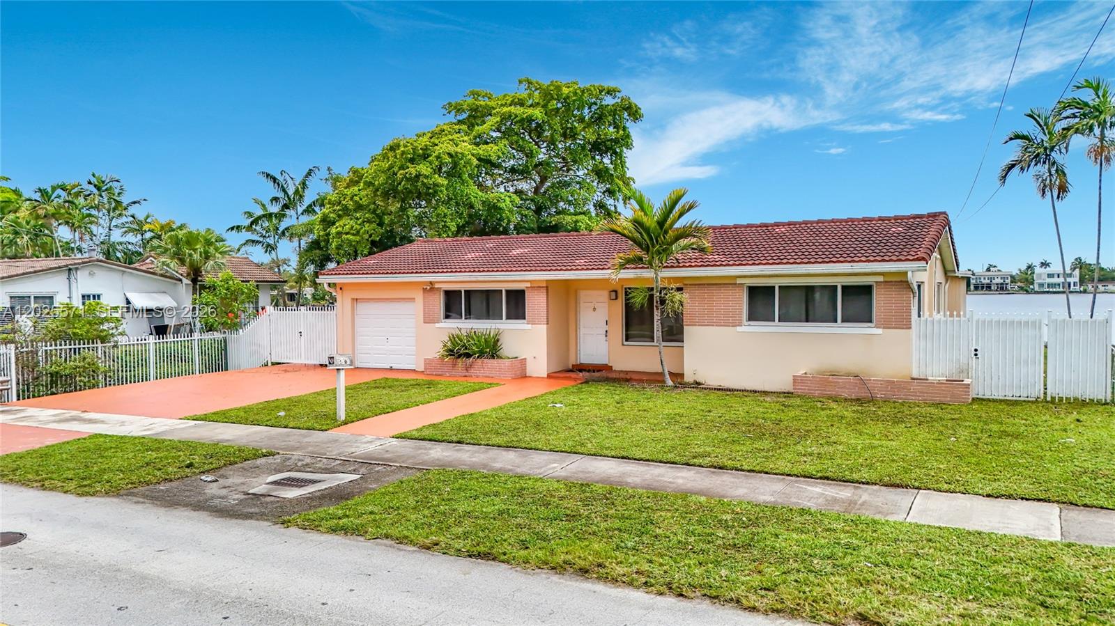 SUNSWEPT ISLE - Residential