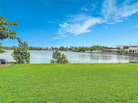 Tiny photo for 2501 NE 209th Ter, Miami, FL 33180 (MLS # A12025571)