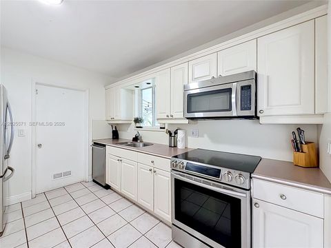 Tiny photo for 2501 NE 209th Ter, Miami, FL 33180 (MLS # A12025571)