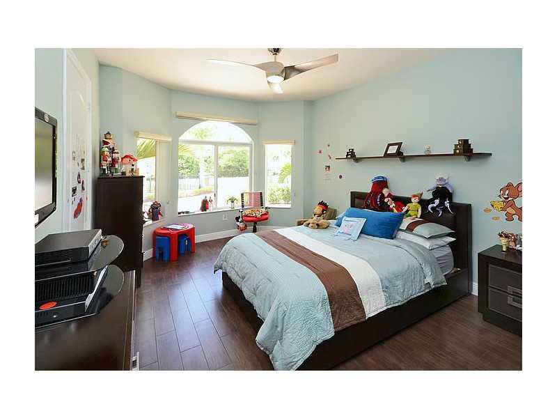 GREEN MEADOWS - Residential