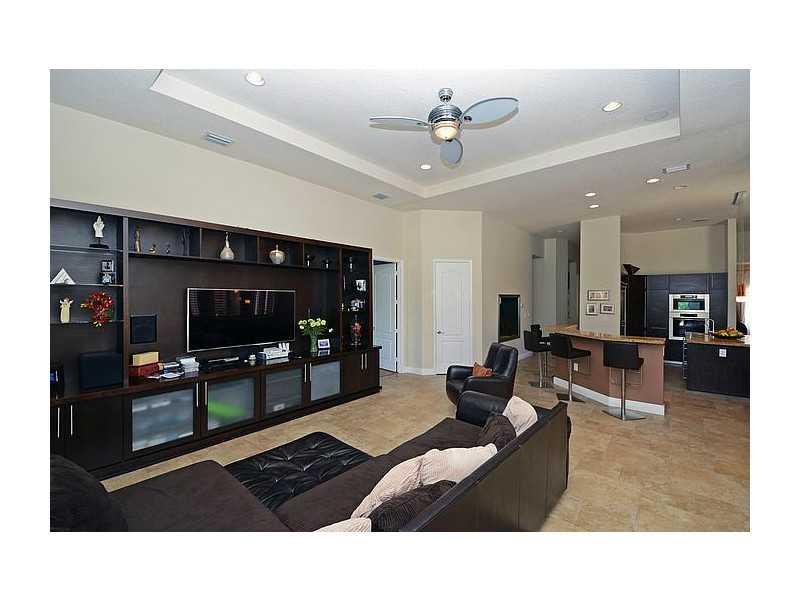 GREEN MEADOWS - Residential
