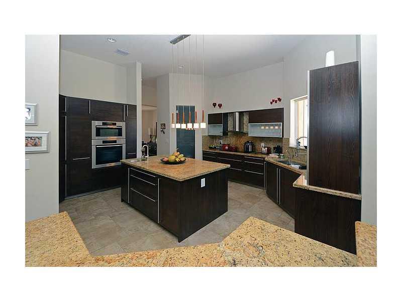 GREEN MEADOWS - Residential