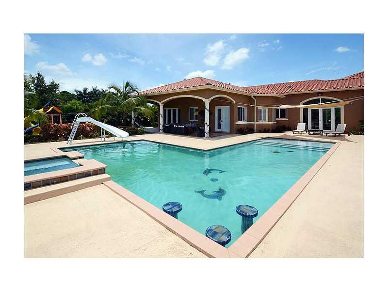 GREEN MEADOWS - Residential