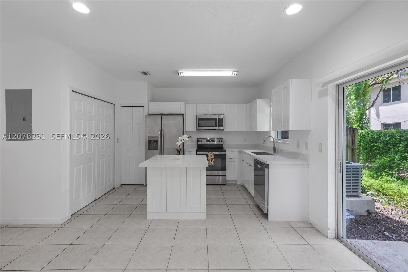2992 SE 15th Ave