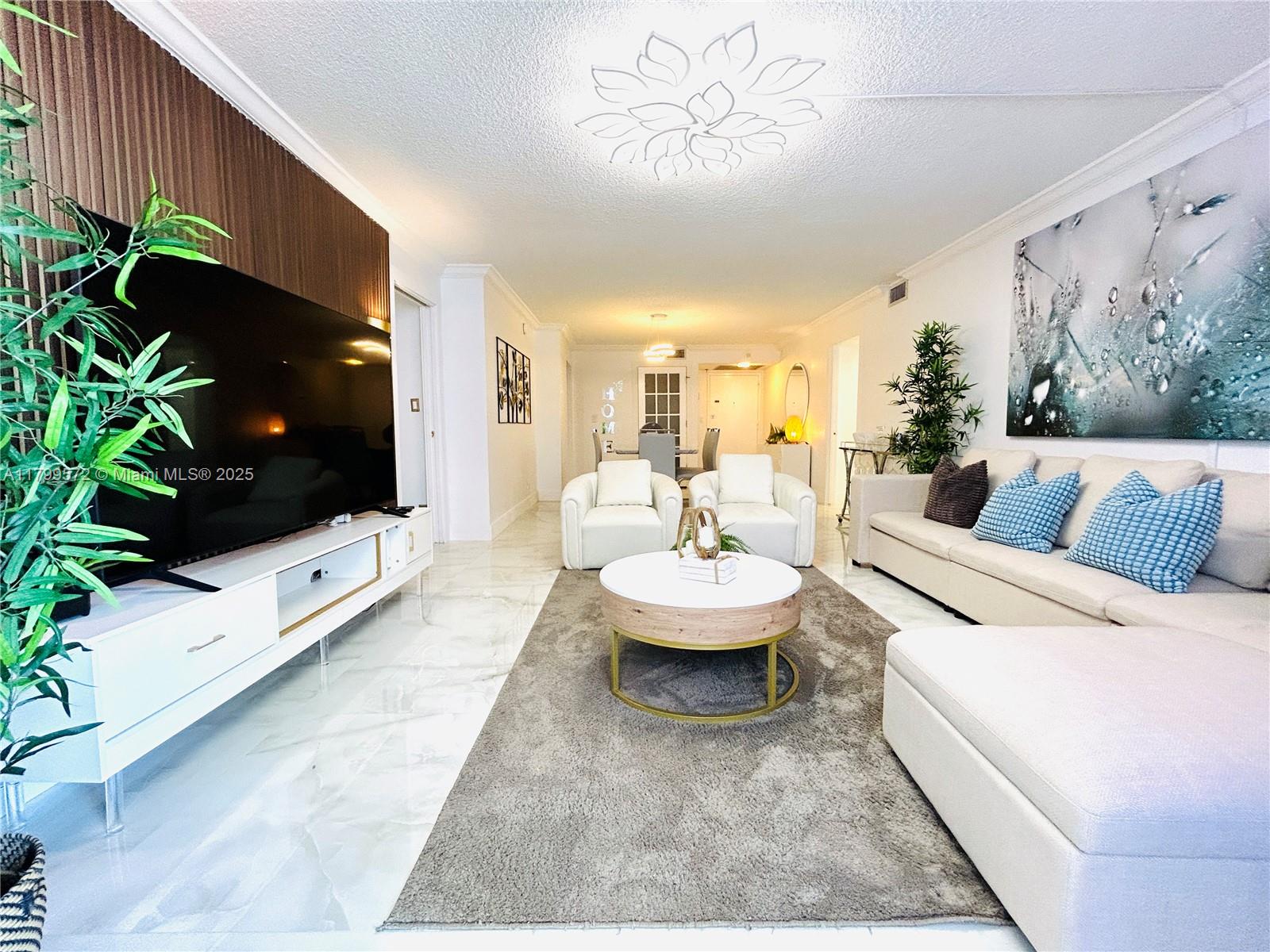 Rental Property at 6039 Collins Ave 1507, Miami Beach, Miami-Dade County, Florida - Bedrooms: 2 
Bathrooms: 2  - $3,650 MO.