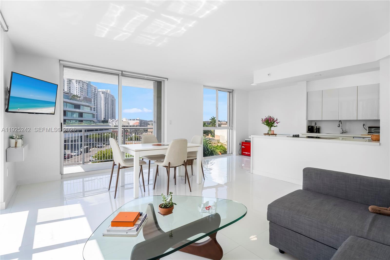 WEST BAY PLAZA CONDO - Residential