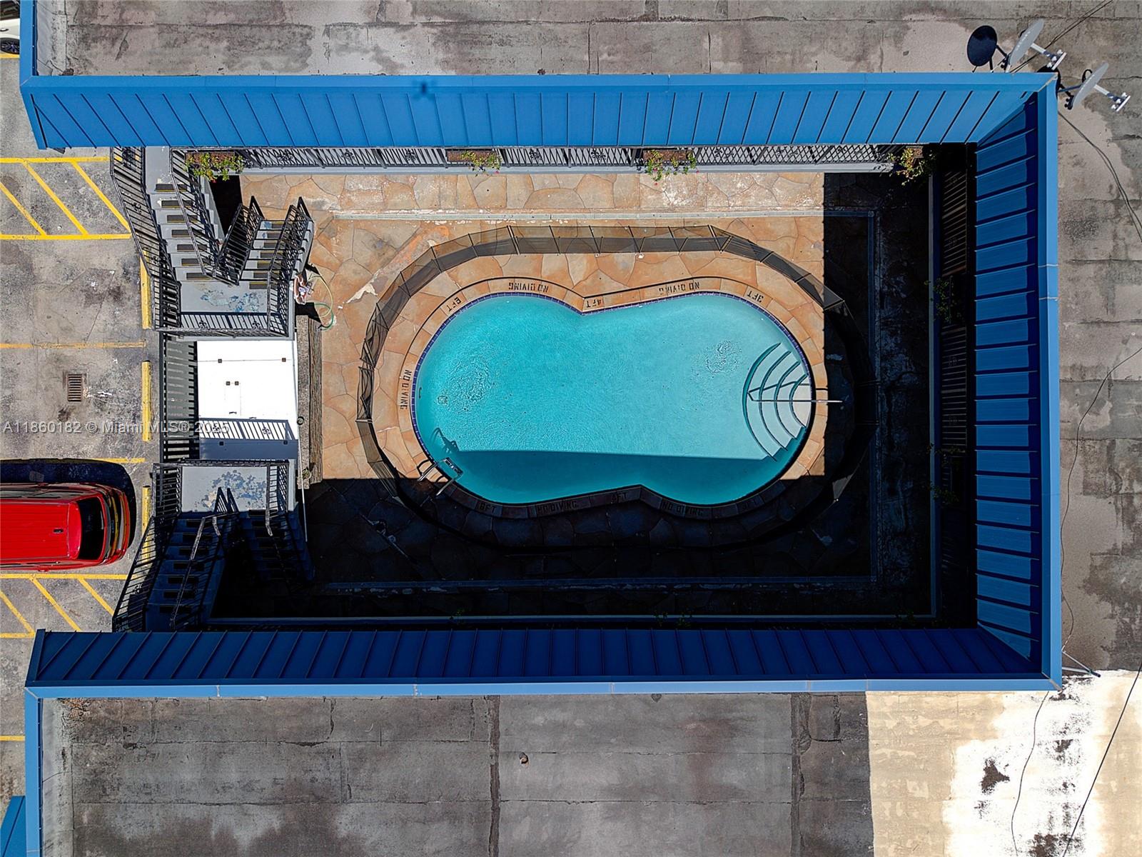 NORTH HOLLYWOOD - Residential Lease