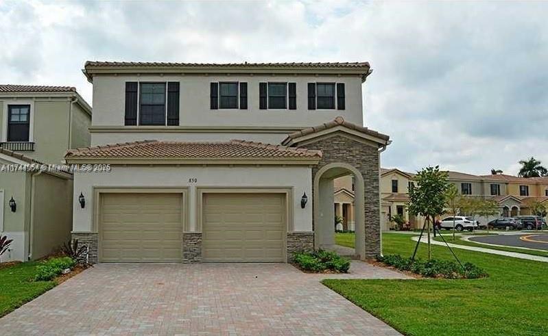 830 Ne 191 St, Miami, Broward County, Florida - 4 Bedrooms  
3 Bathrooms - 