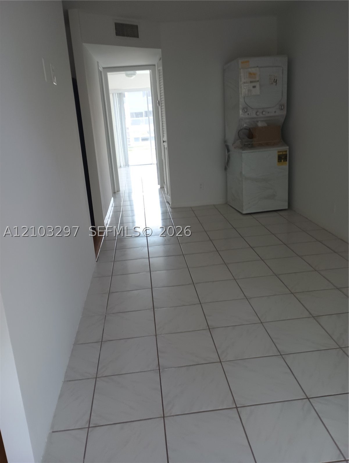 9141 Sunrise Lakes Blvd 219