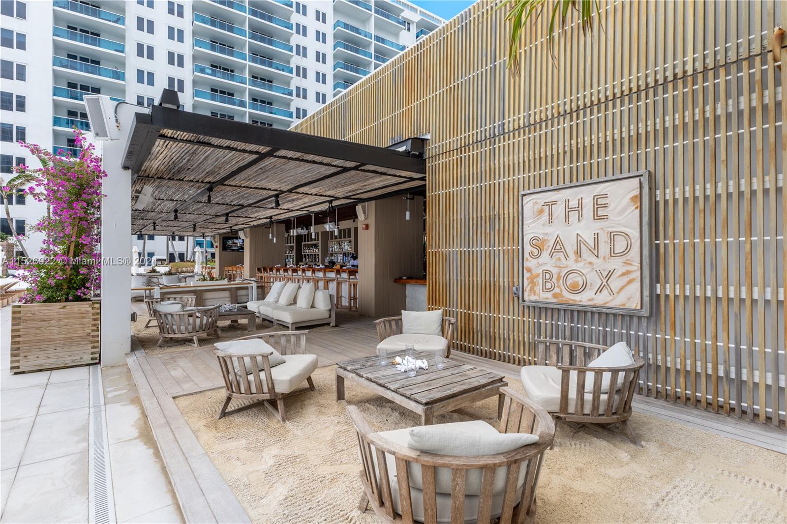 RONEY PALACE CONDO - Residential