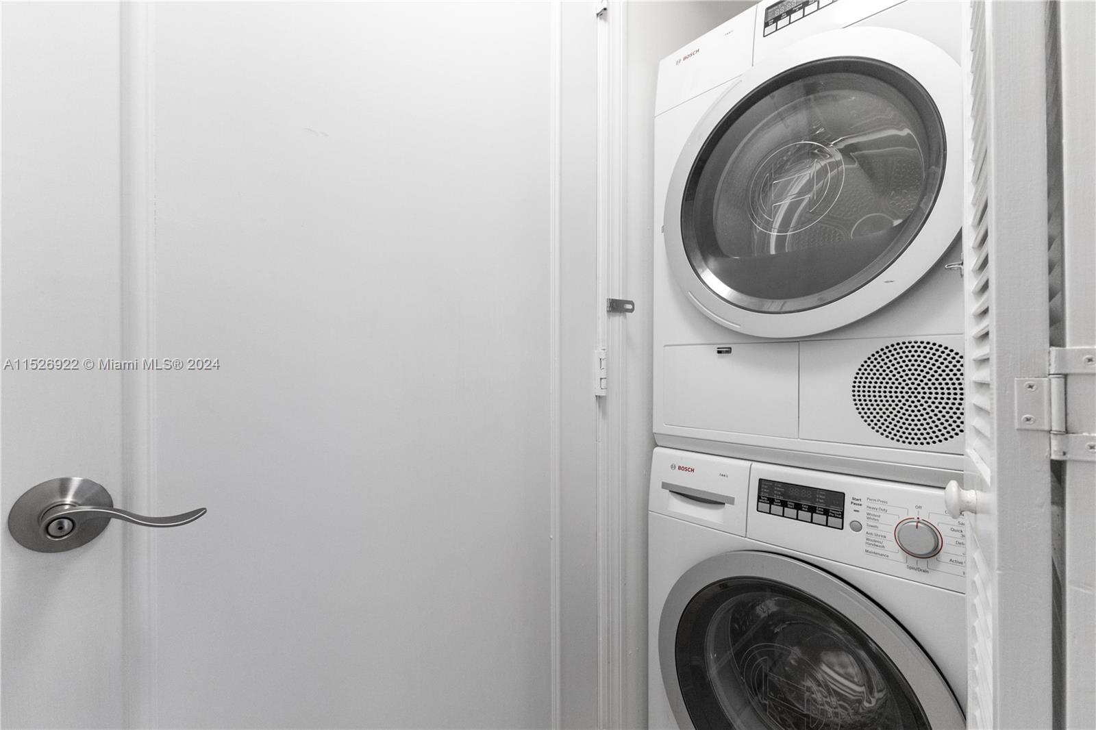 RONEY PALACE CONDO - Residential