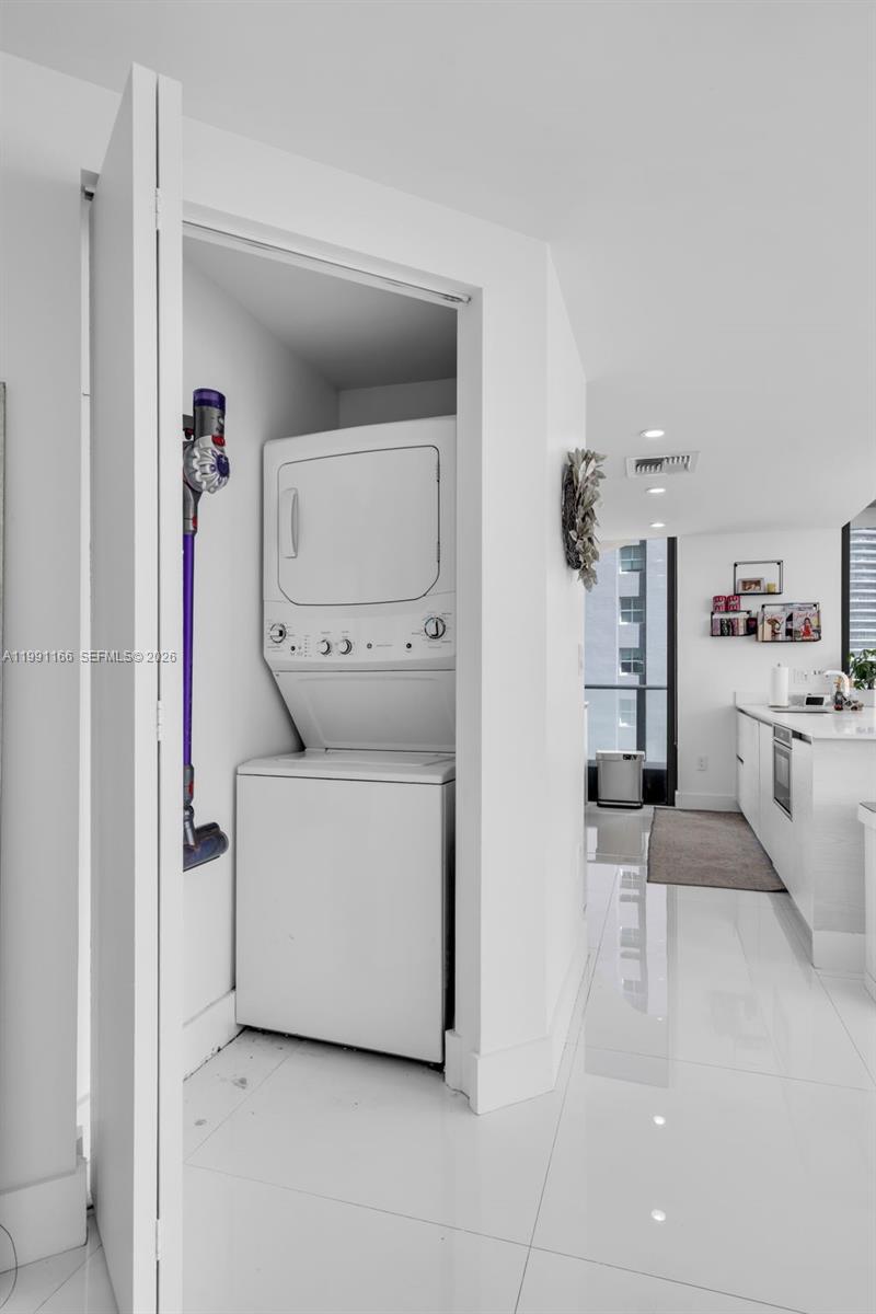 1300 S MIAMI AVENUE CONDO - Residential