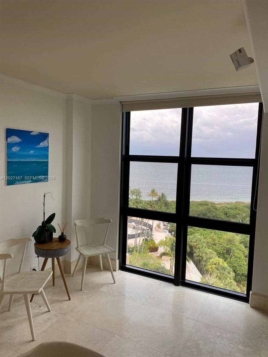 1121 Crandon Blvd D1007
