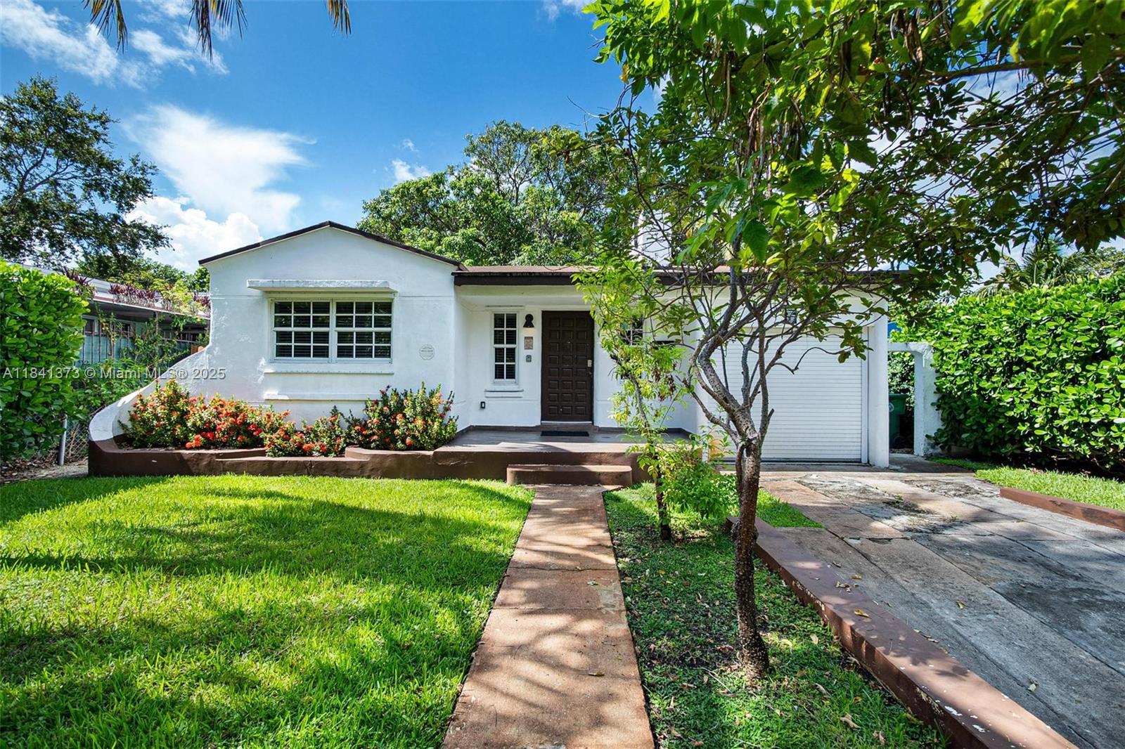 This is a ROCK themed 4bed/2bath fully furnished single family near Design District with everything you need. Has a HUGE patio great for BBQ and hosting + mango tree. The home has plenty of space at a very affordable price in a great location, won't last long!
