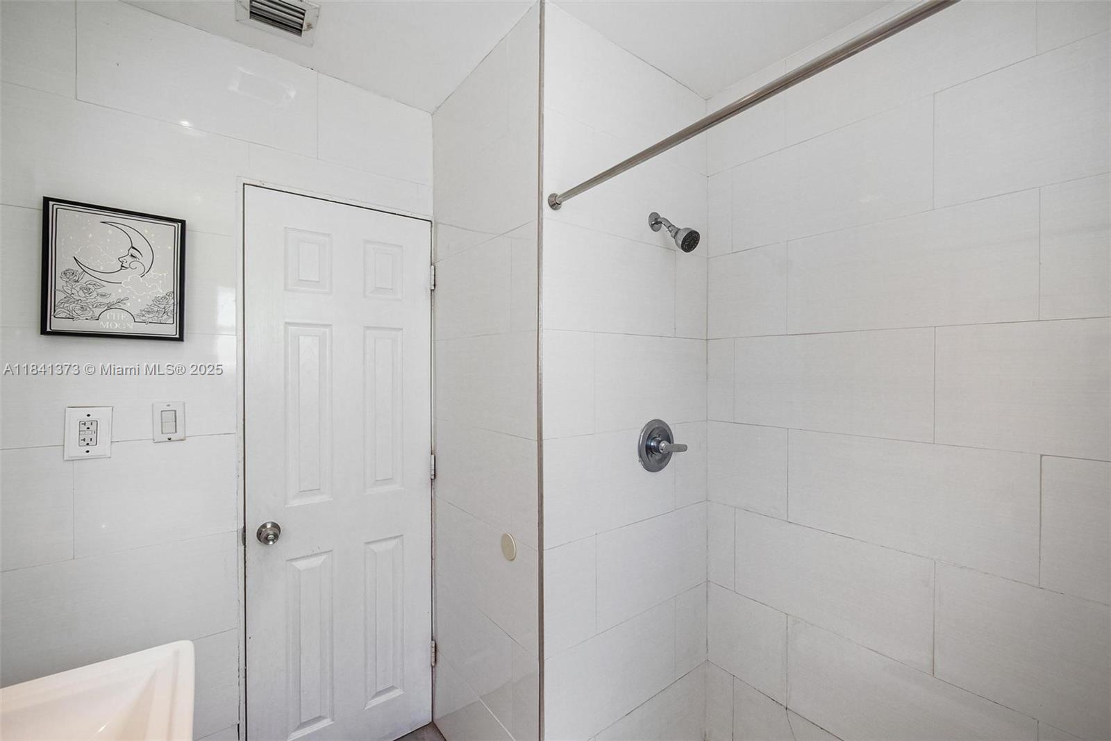 BUENA VISTA HEIGHTS ADDN - Residential Lease