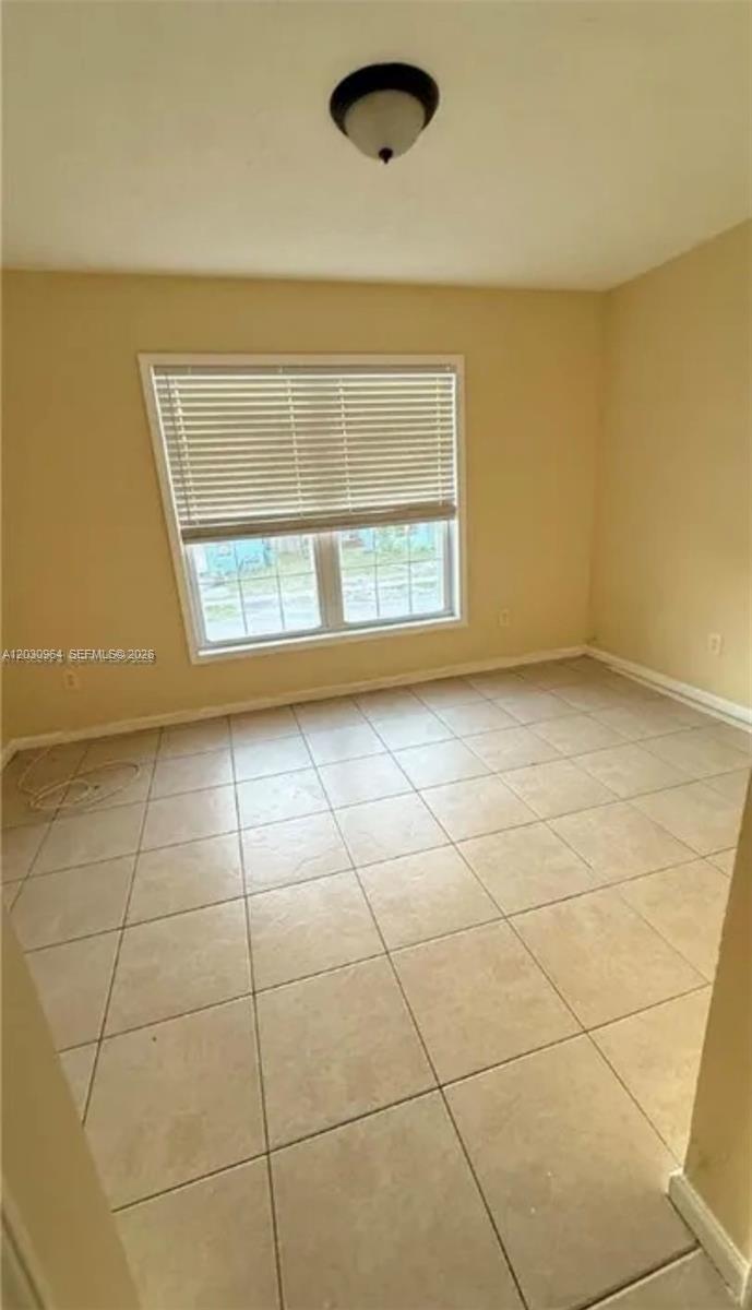 1742 SW 44th Ter