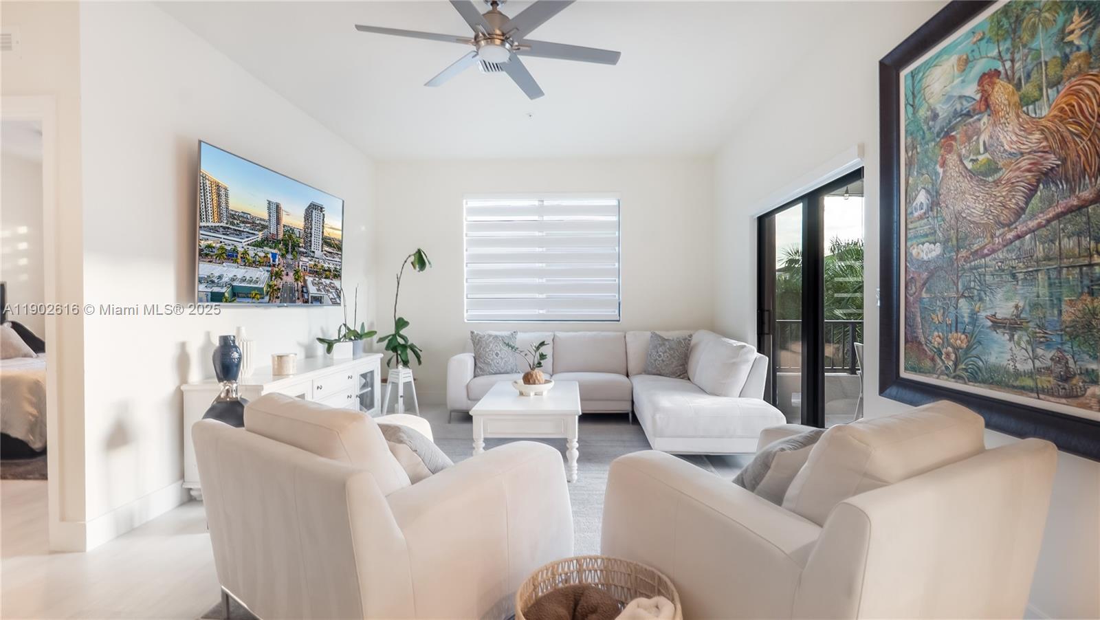 DOWNTOWN DORAL SOUTH PHAS - Residential