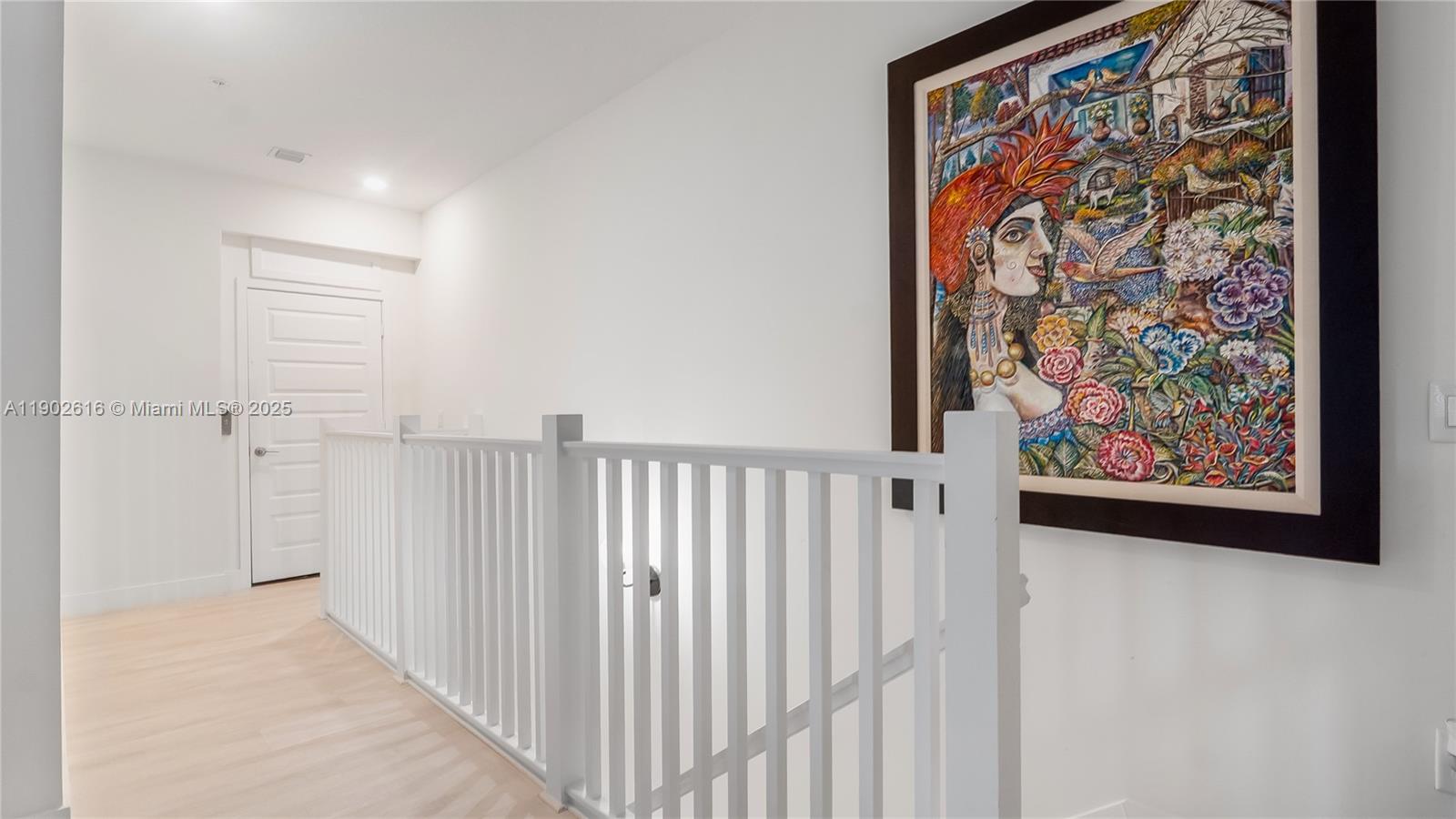 DOWNTOWN DORAL SOUTH PHAS - Residential