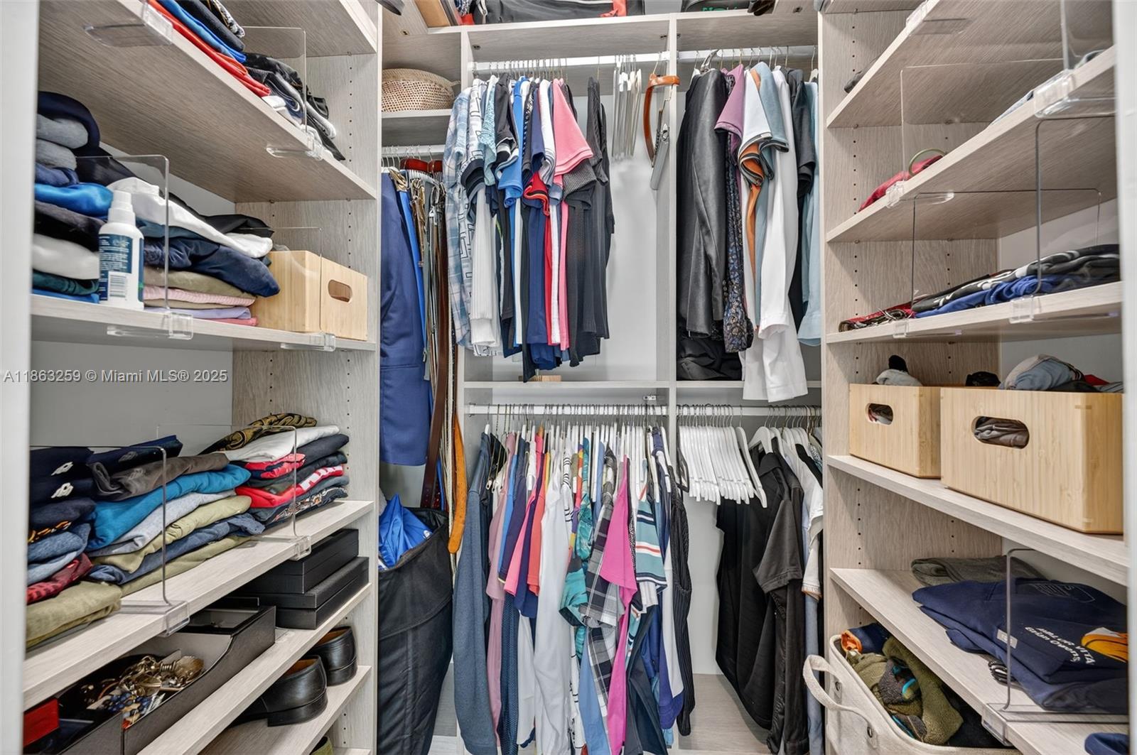 EDGEWATER ESTATES - Residential