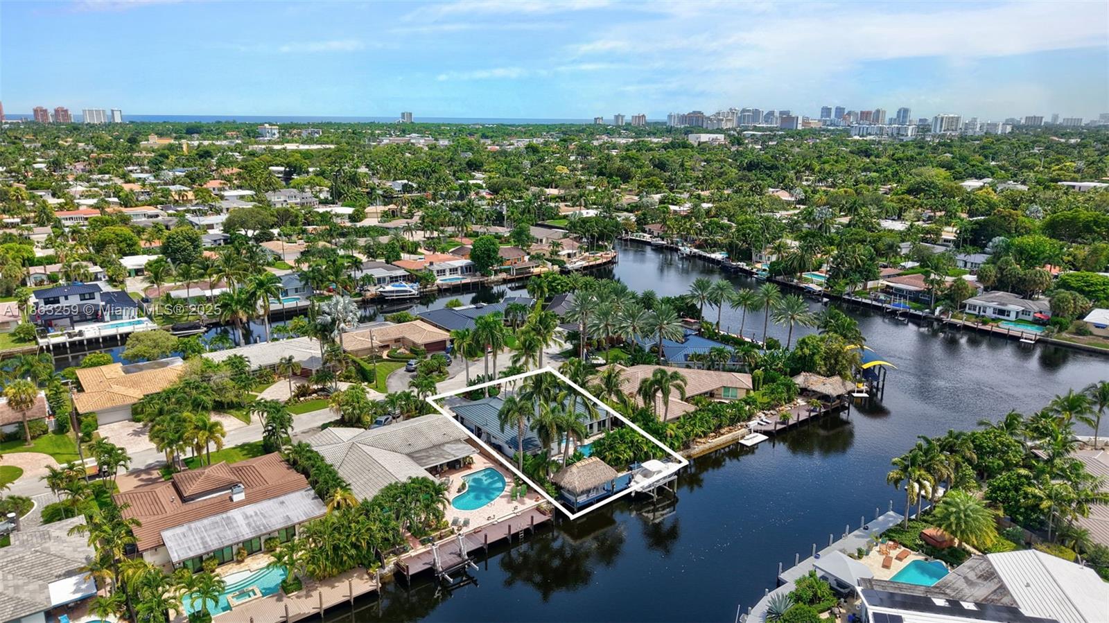 EDGEWATER ESTATES - Residential