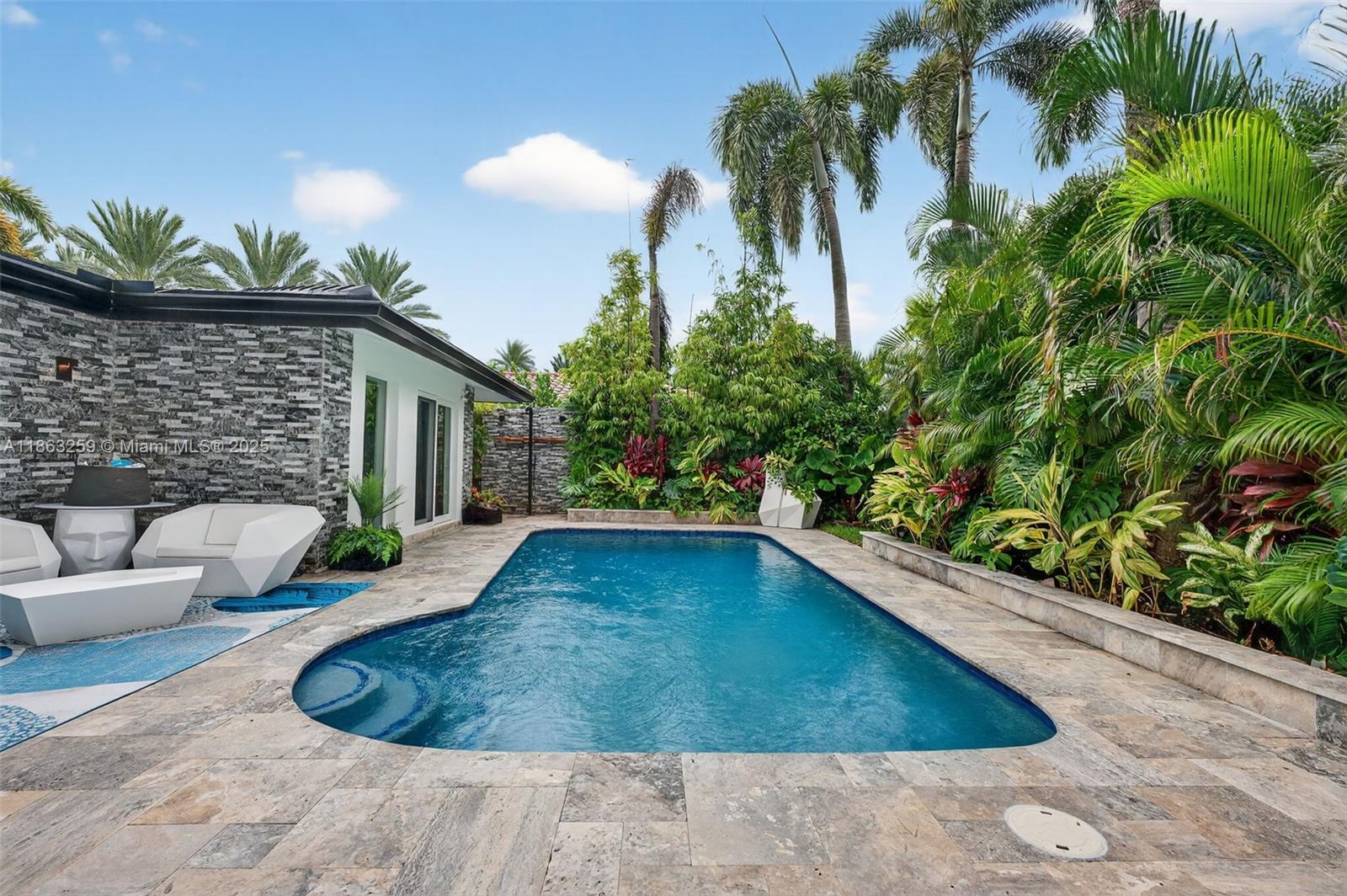 EDGEWATER ESTATES - Residential