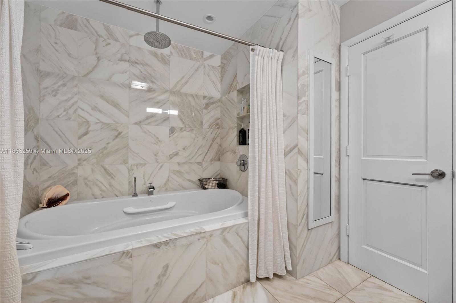 EDGEWATER ESTATES - Residential