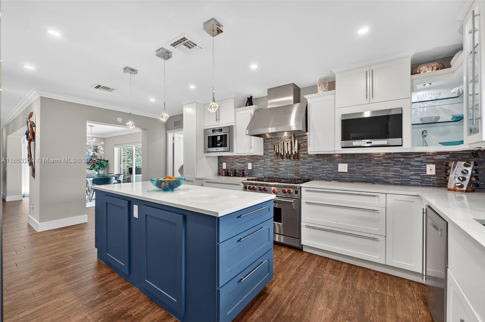 EDGEWATER ESTATES - Residential