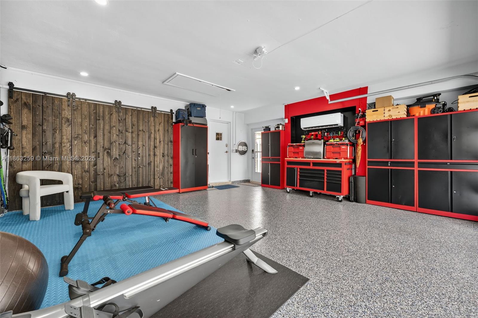 EDGEWATER ESTATES - Residential