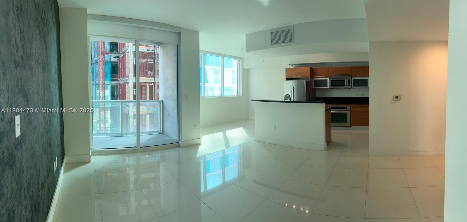 VIZCAYNE NORTH CONDO - Residential