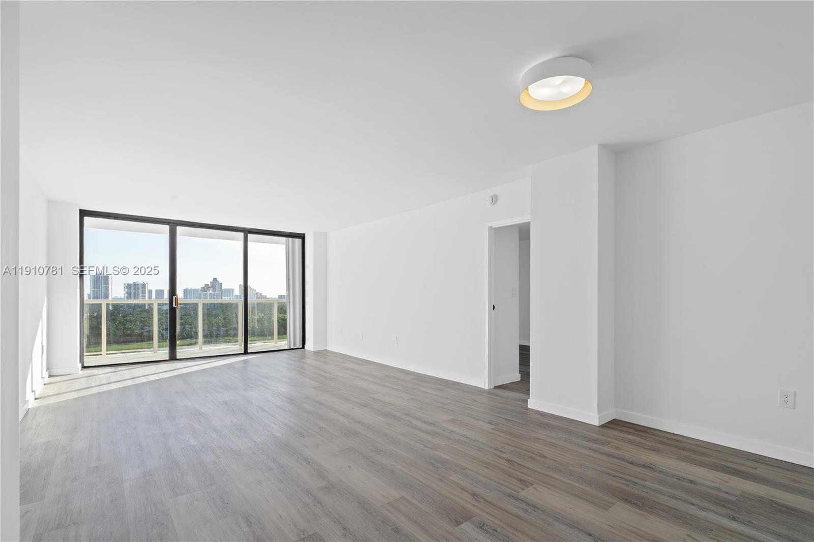 AVENTURA ELDORADO CONDO - Residential