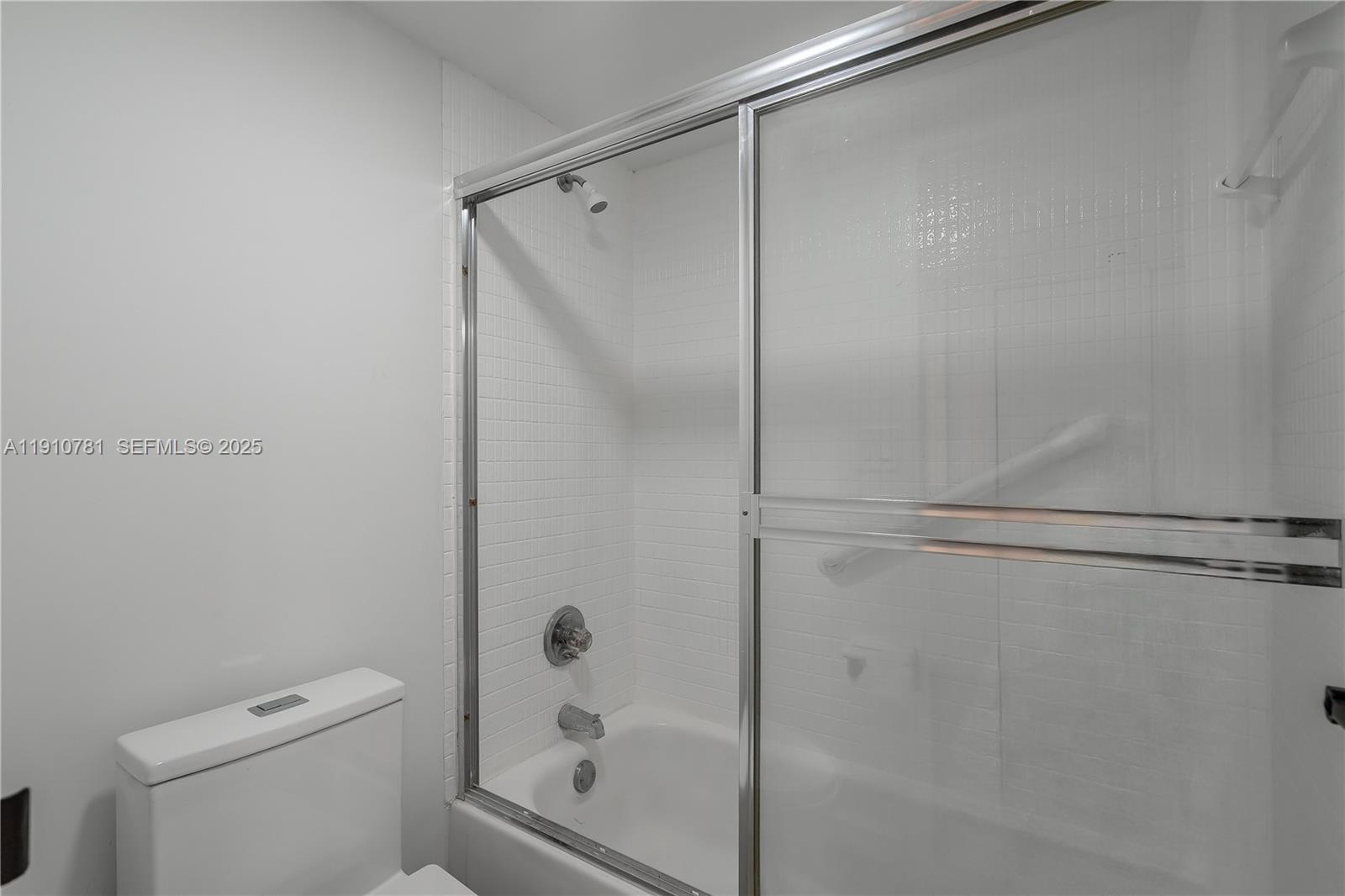 AVENTURA ELDORADO CONDO - Residential