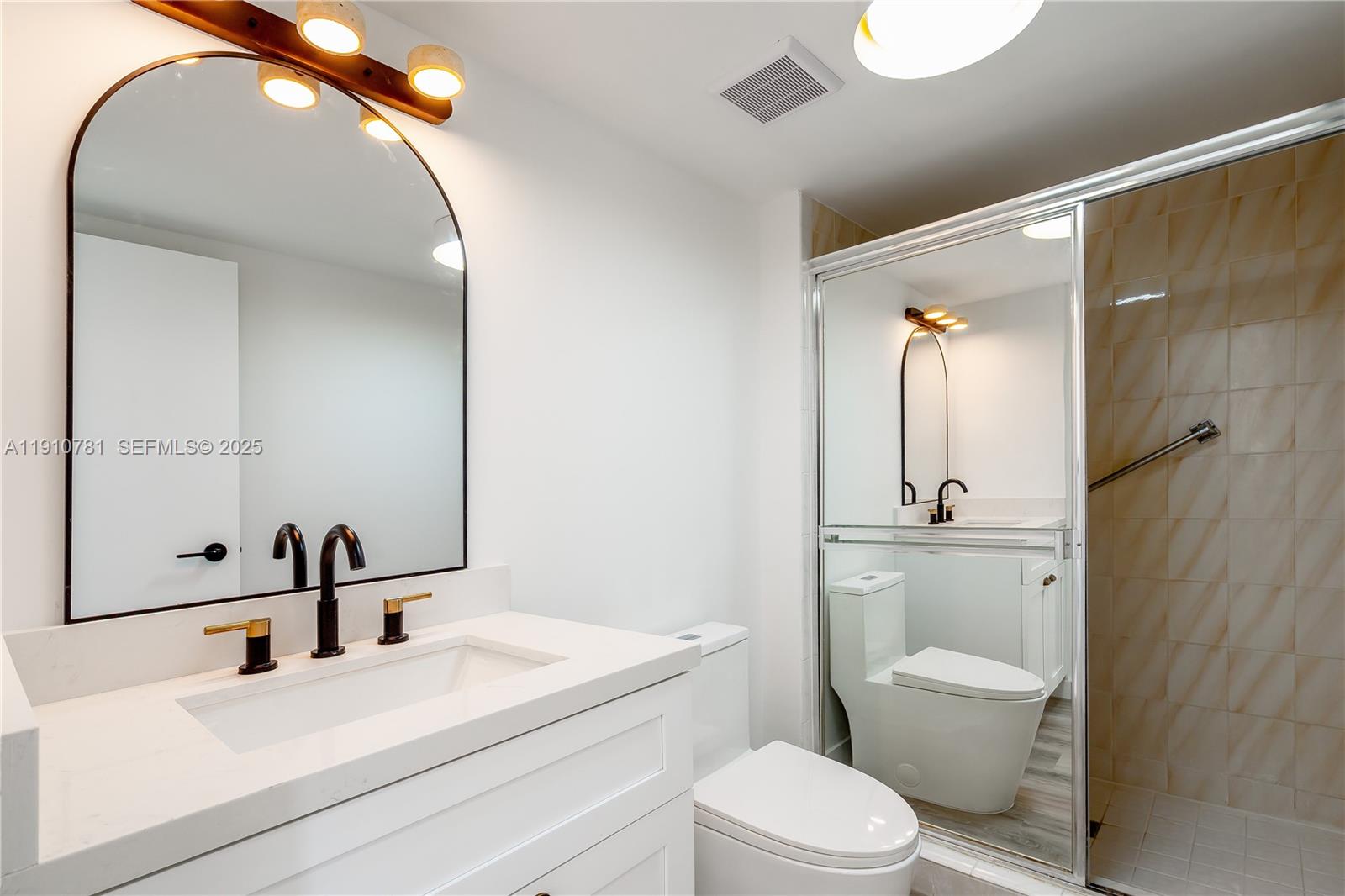 AVENTURA ELDORADO CONDO - Residential