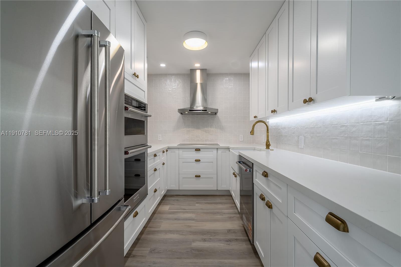 AVENTURA ELDORADO CONDO - Residential