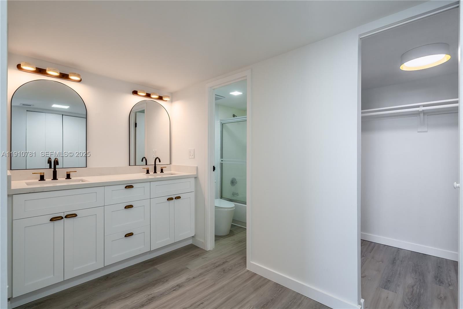 AVENTURA ELDORADO CONDO - Residential