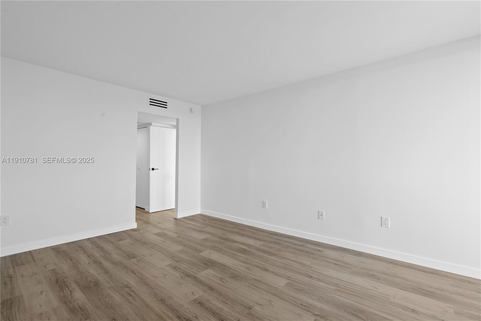 AVENTURA ELDORADO CONDO - Residential