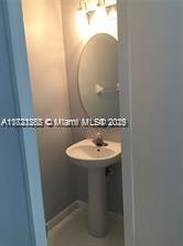 BANYAN OAKRIDGE COMMERCIA - Residential