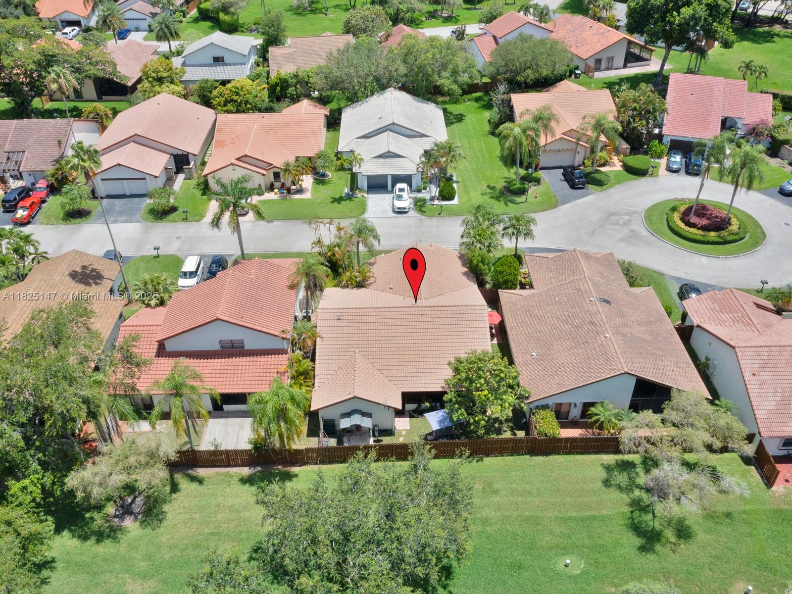 COUNTRY ISLES - Residential