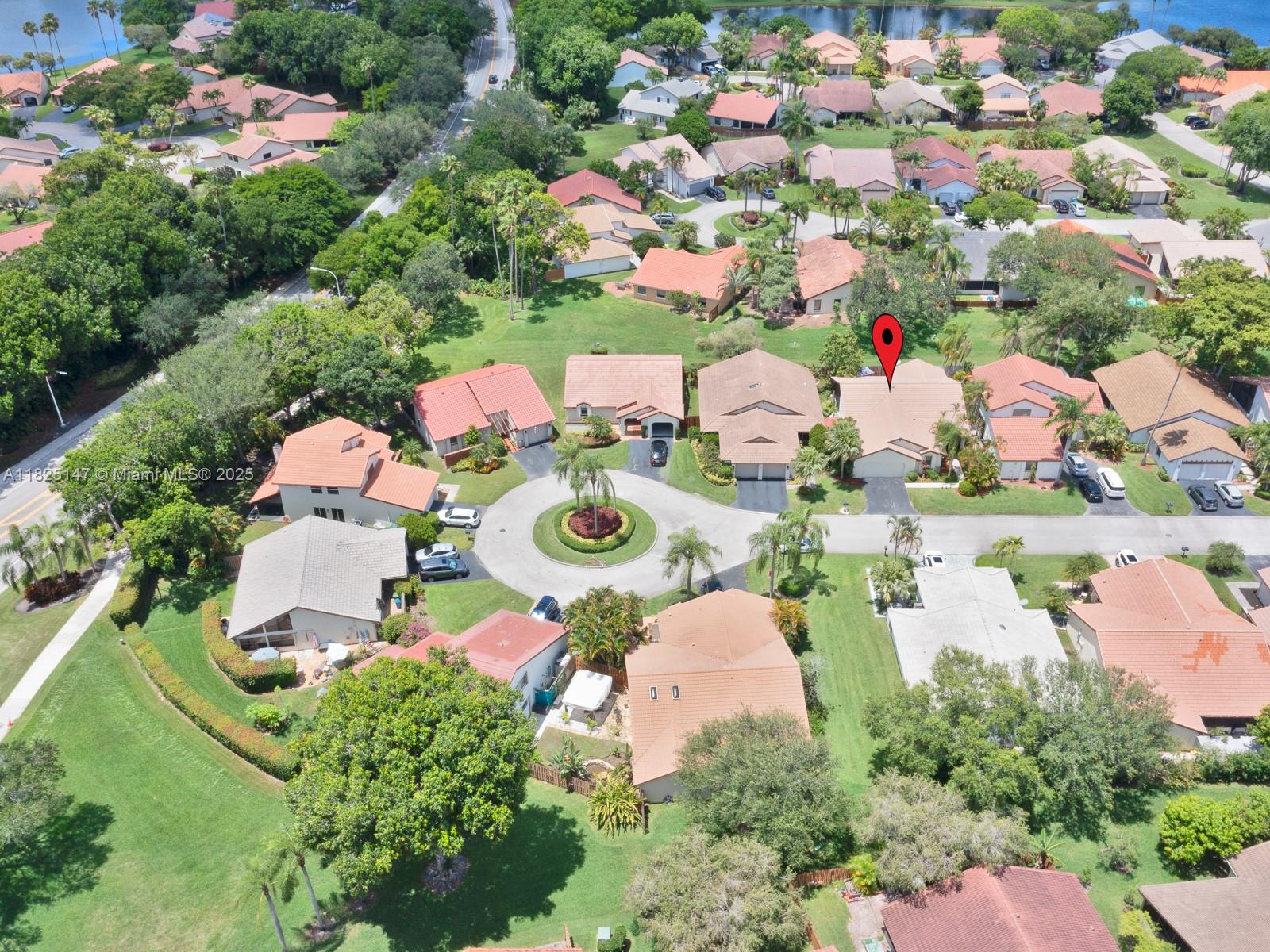 COUNTRY ISLES - Residential