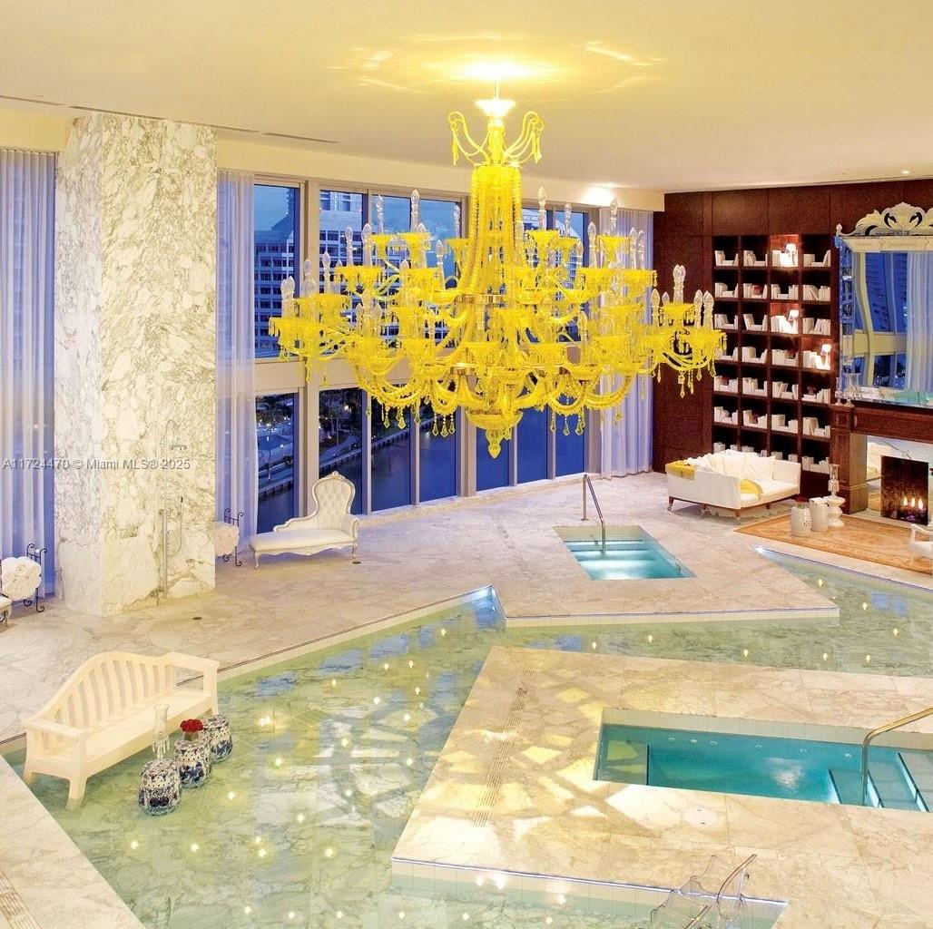 ICON BRICKELL NO TWO - Residential