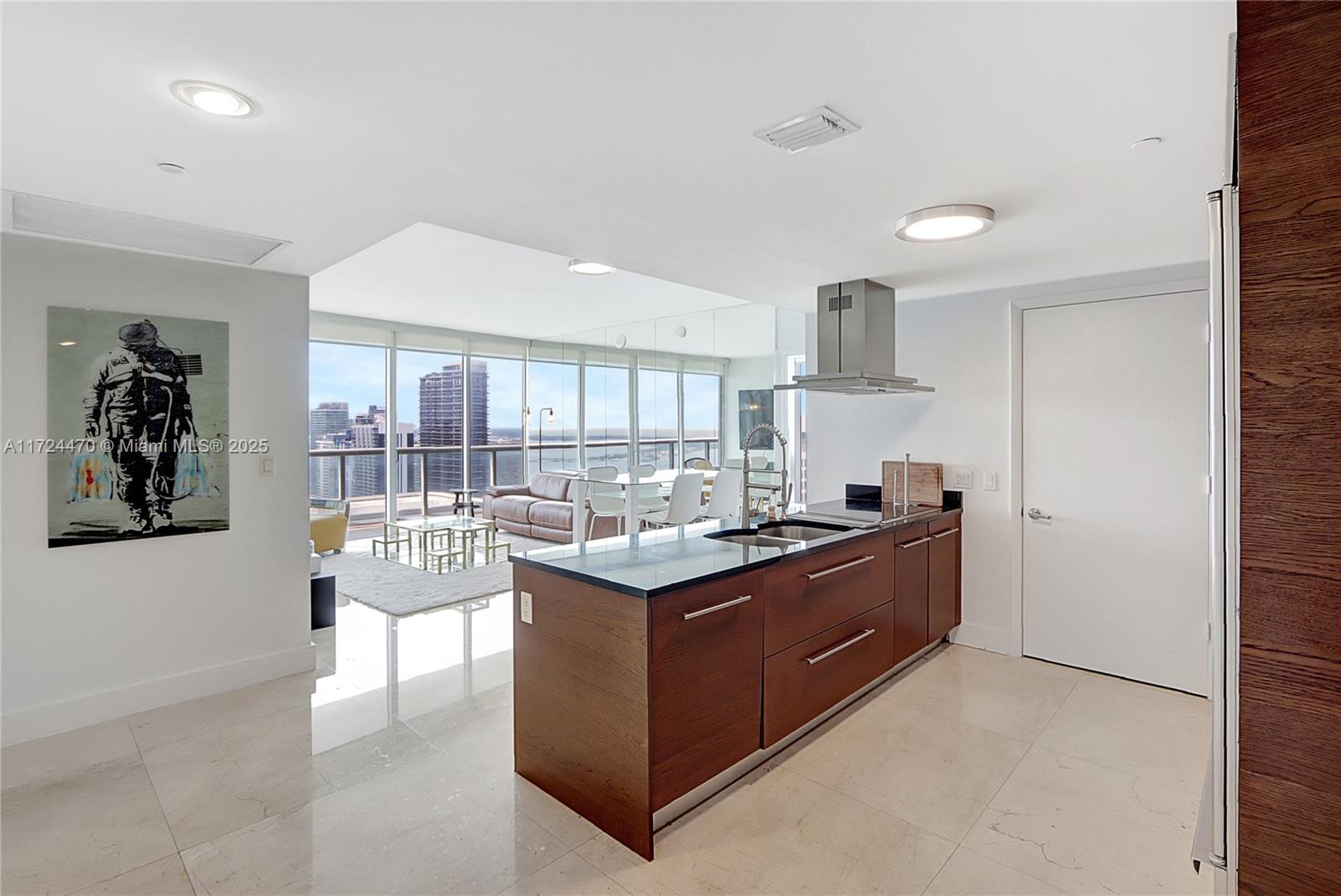 ICON BRICKELL NO TWO - Residential