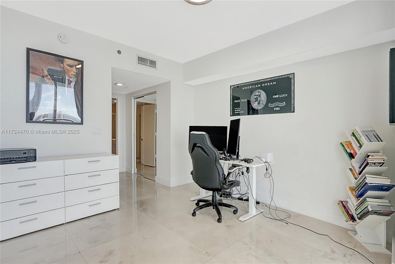 ICON BRICKELL NO TWO - Residential