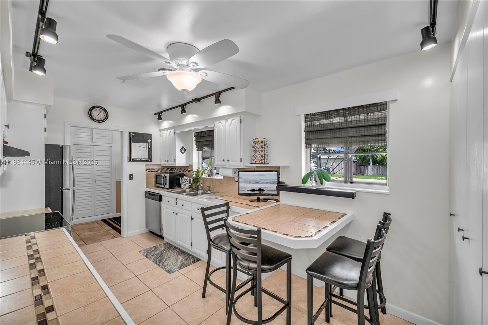 BOULEVARD HEIGHTS SEC TEN - Residential